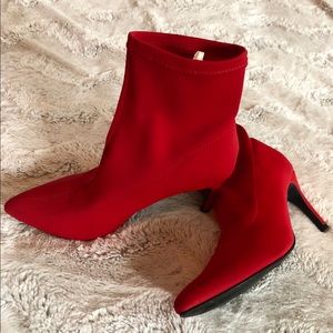 a•n•d ea wy red heeled boots